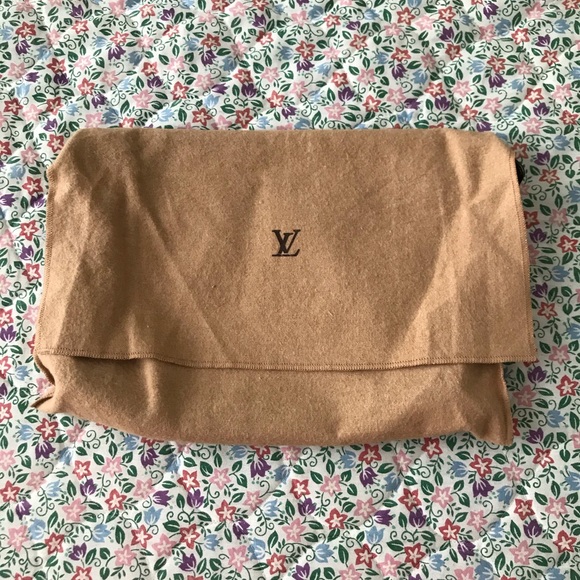 Louis Vuitton vintage pouch bag - Picture 2 of 10
